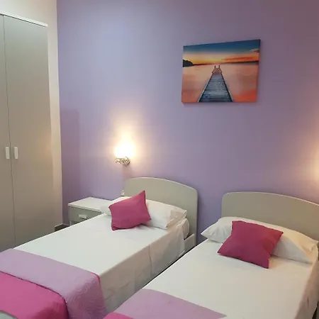 Isola Bella Hotel *